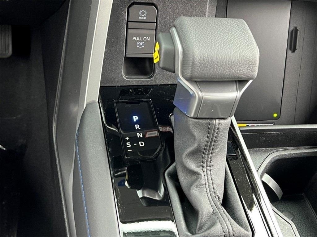 2025 Toyota Tundra Hybrid Platinum