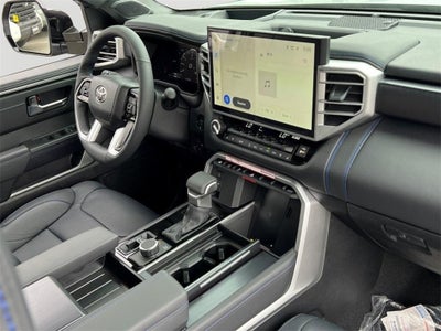 2025 Toyota Tundra Hybrid Platinum