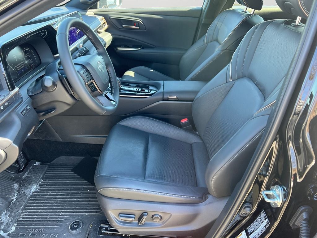 2025 Toyota Crown Signia Limited