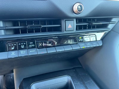 2025 Toyota Crown Signia Limited