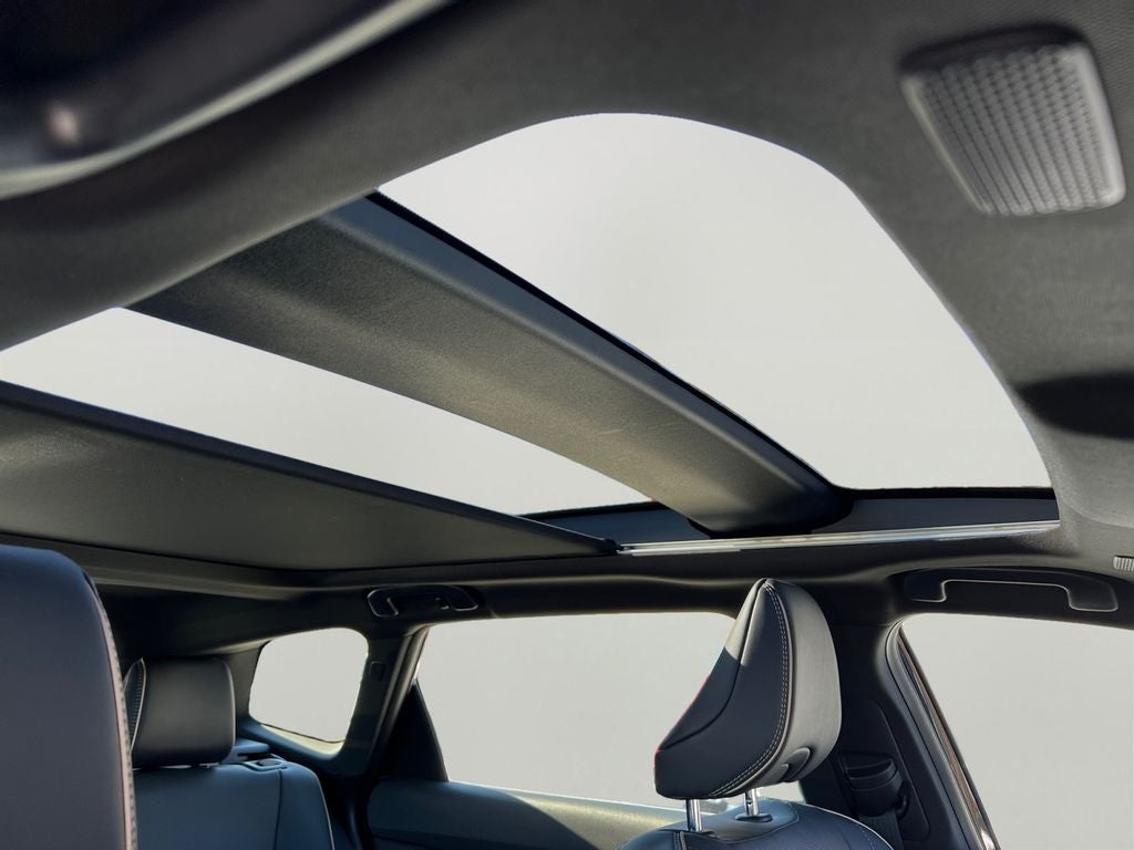 2025 Toyota Crown Signia Limited