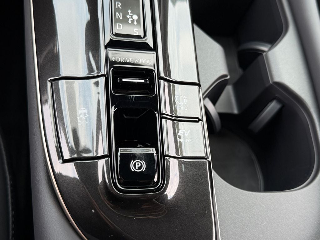 2026 Toyota Crown Signia Limited