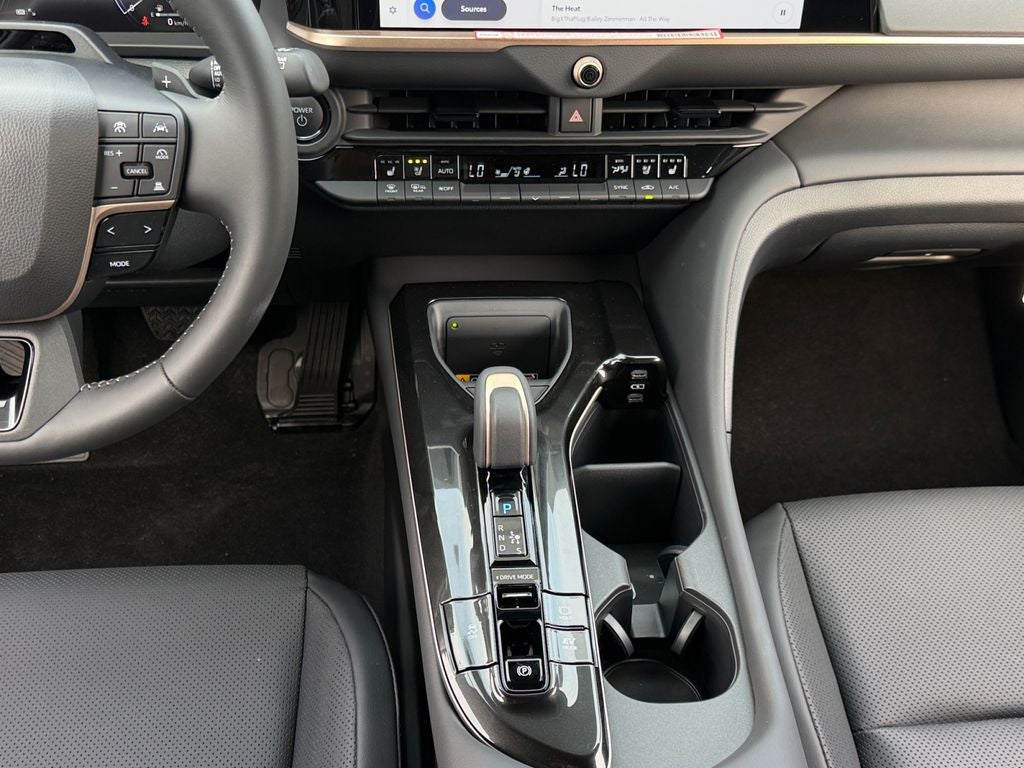 2026 Toyota Crown Signia Limited