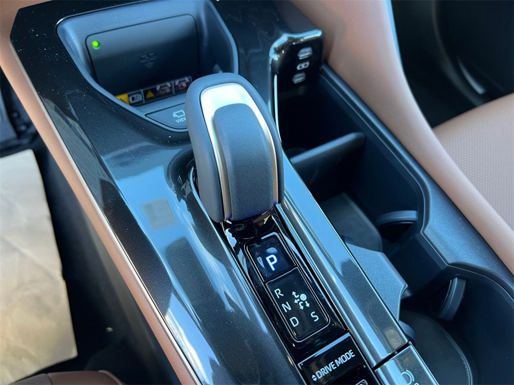 2026 Toyota Crown Signia Limited