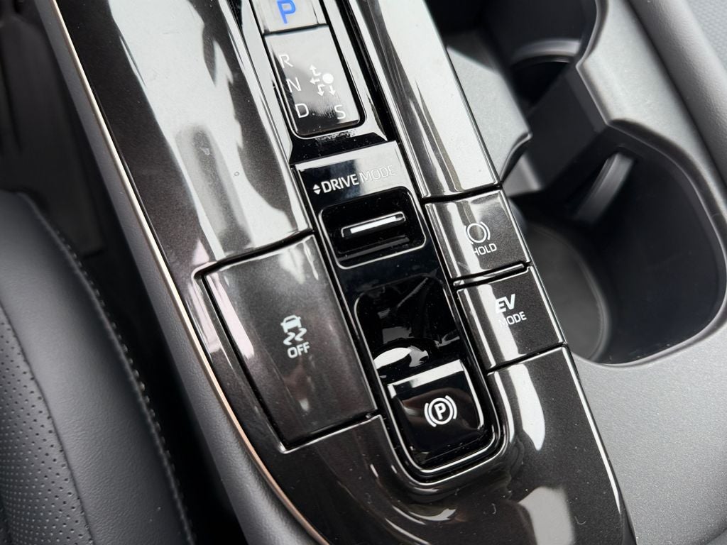 2026 Toyota Crown Signia Limited