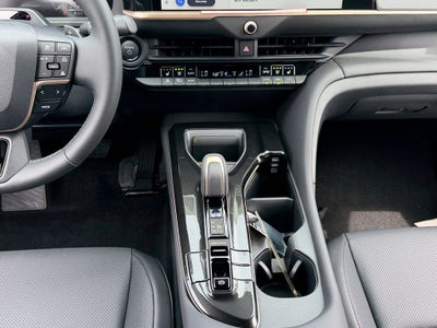 2026 Toyota Crown Signia Limited