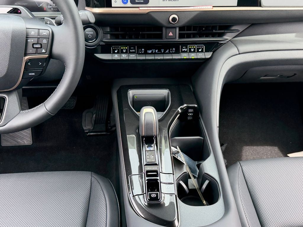 2026 Toyota Crown Signia Limited