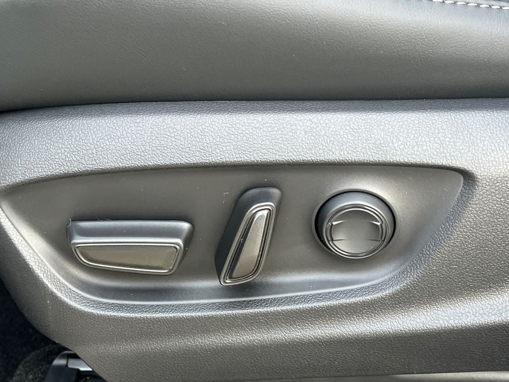 2026 Toyota Crown Signia XLE