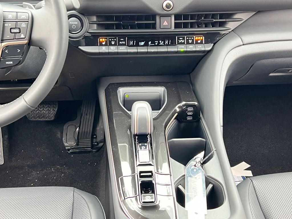 2026 Toyota Crown Signia XLE