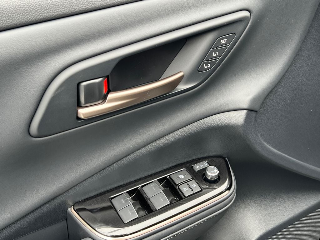 2026 Toyota Crown Signia XLE