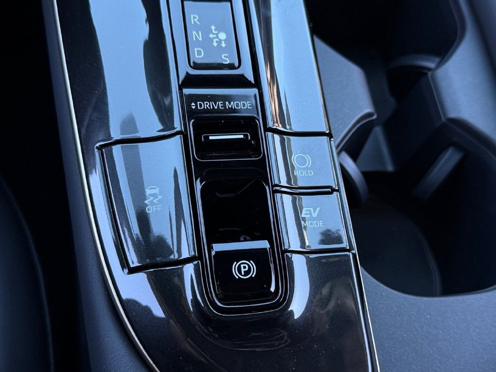 2026 Toyota Crown Signia Limited