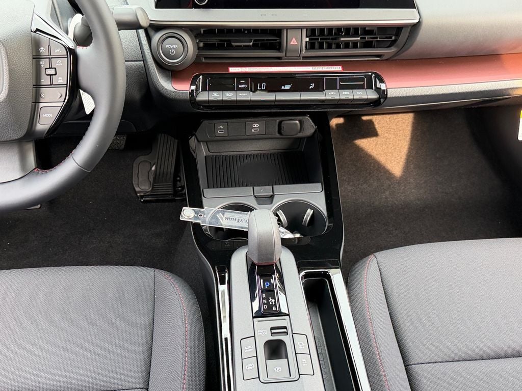 2026 Toyota Prius Plug-In Hybrid SE