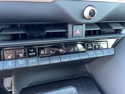 2026 Toyota Crown Platinum