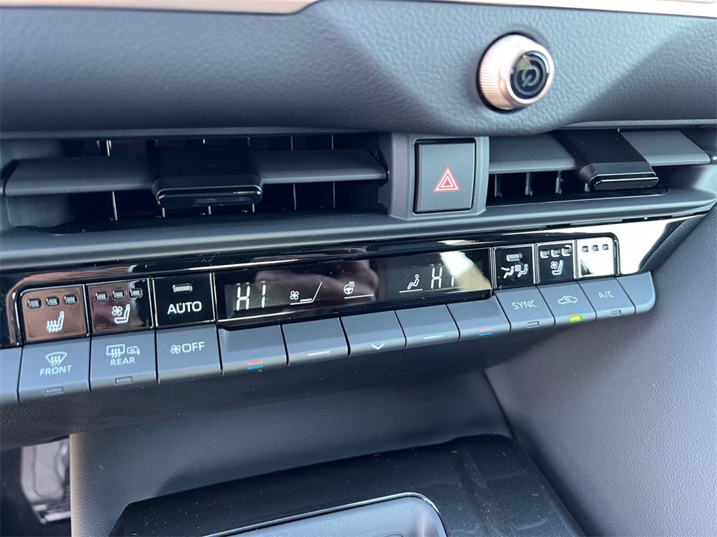 2026 Toyota Crown Platinum