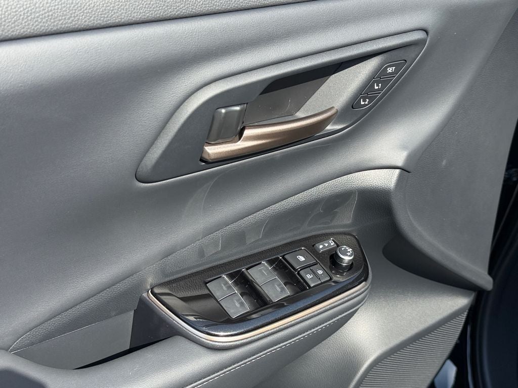 2026 Toyota Crown Platinum