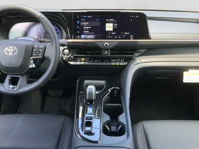 2026 Toyota Crown Platinum