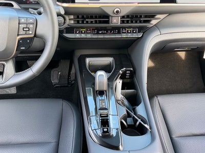 2026 Toyota Crown Platinum