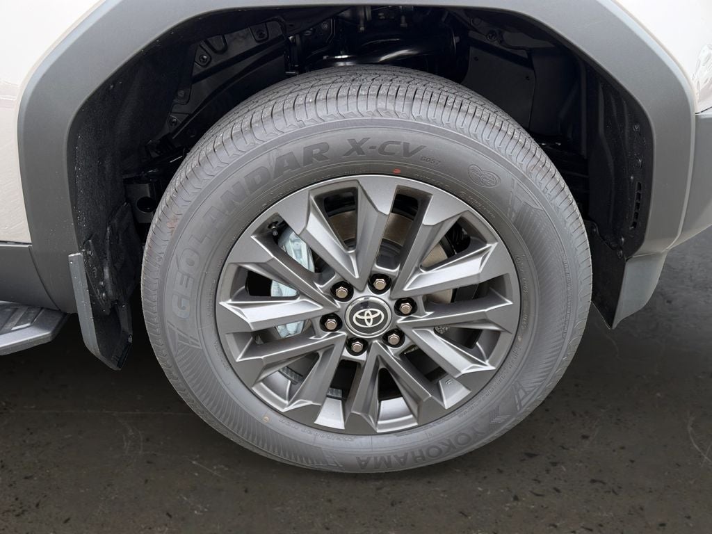 2027 Toyota Land Cruiser Base