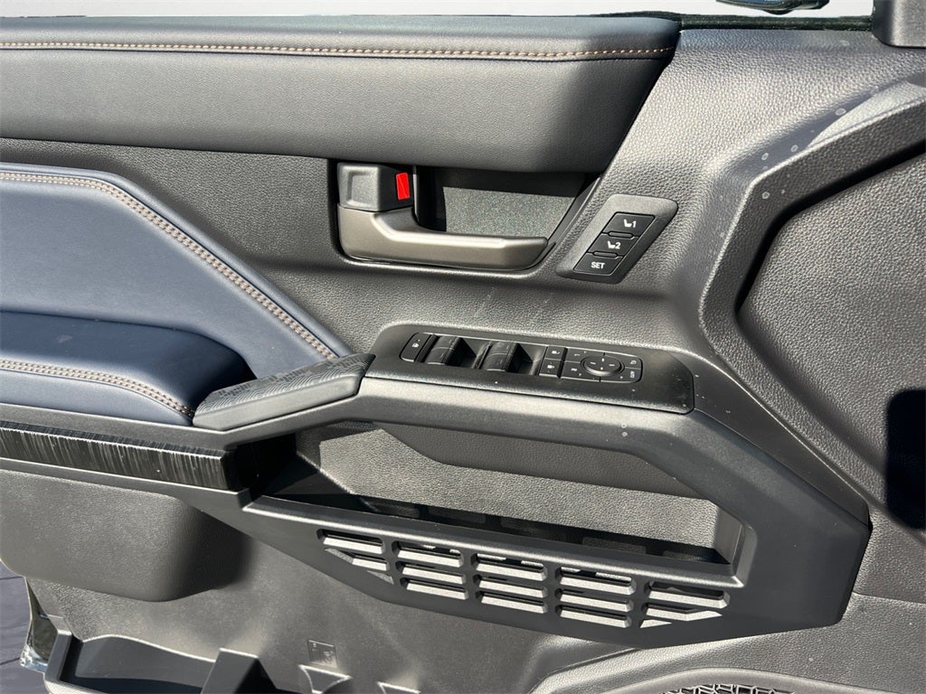 2026 Toyota 4Runner i-FORCE MAX Hybrid Platinum