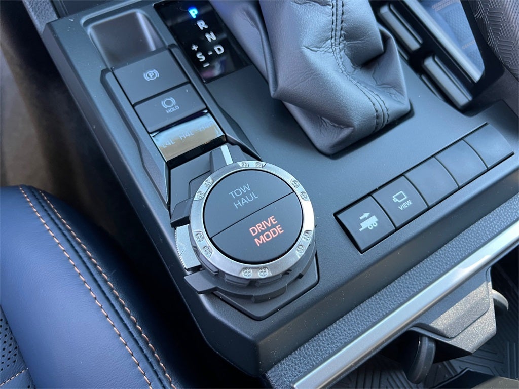 2026 Toyota 4Runner i-FORCE MAX Hybrid Platinum