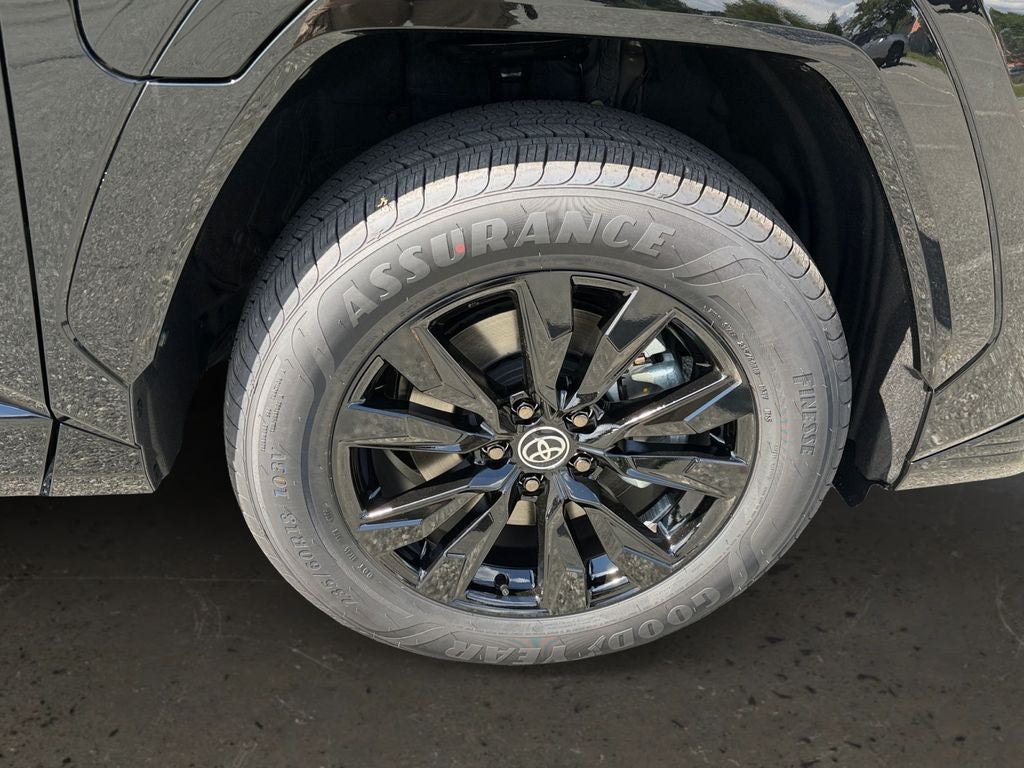 2026 Toyota RAV4 Plug-In Hybrid SE