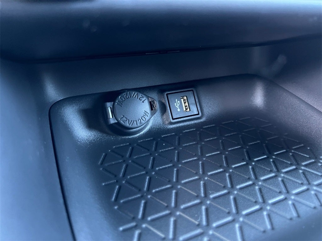 2025 Toyota RAV4 Plug-In Hybrid SE