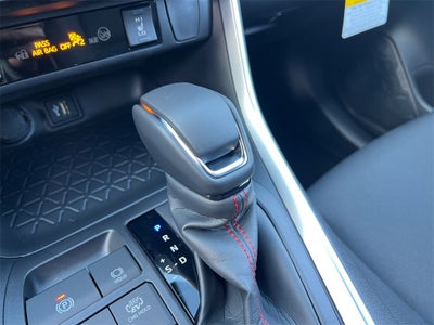 2025 Toyota RAV4 Plug-In Hybrid SE