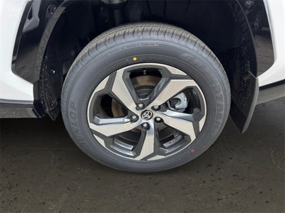 2025 Toyota RAV4 Plug-In Hybrid SE