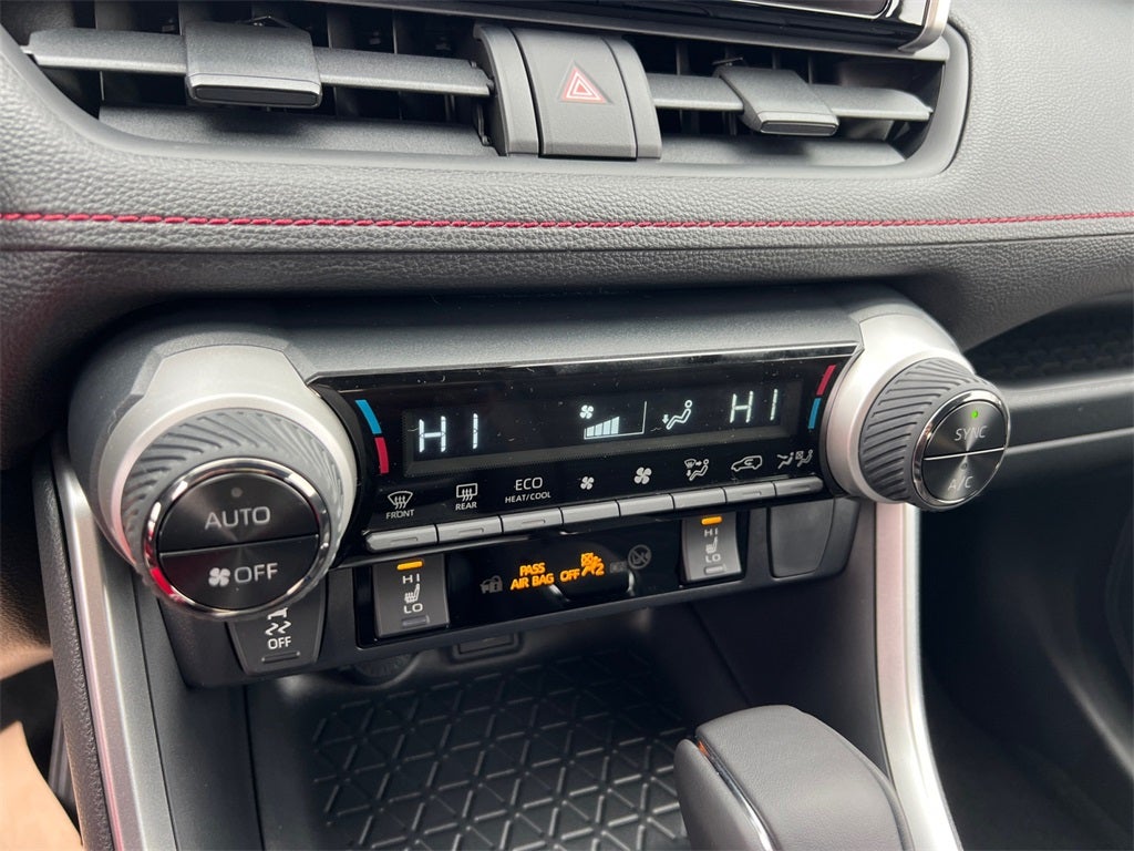 2025 Toyota RAV4 Plug-In Hybrid SE