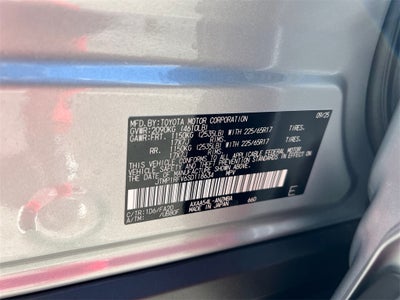 2025 Toyota RAV4 XLE