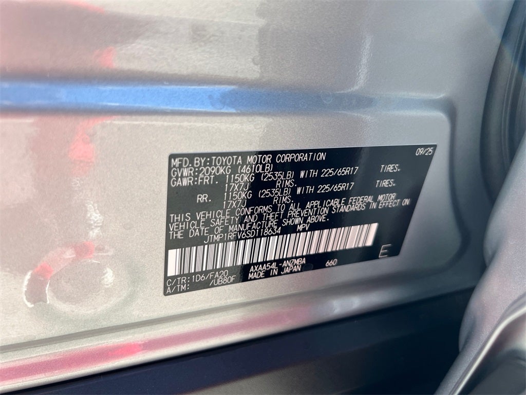 2025 Toyota RAV4 XLE