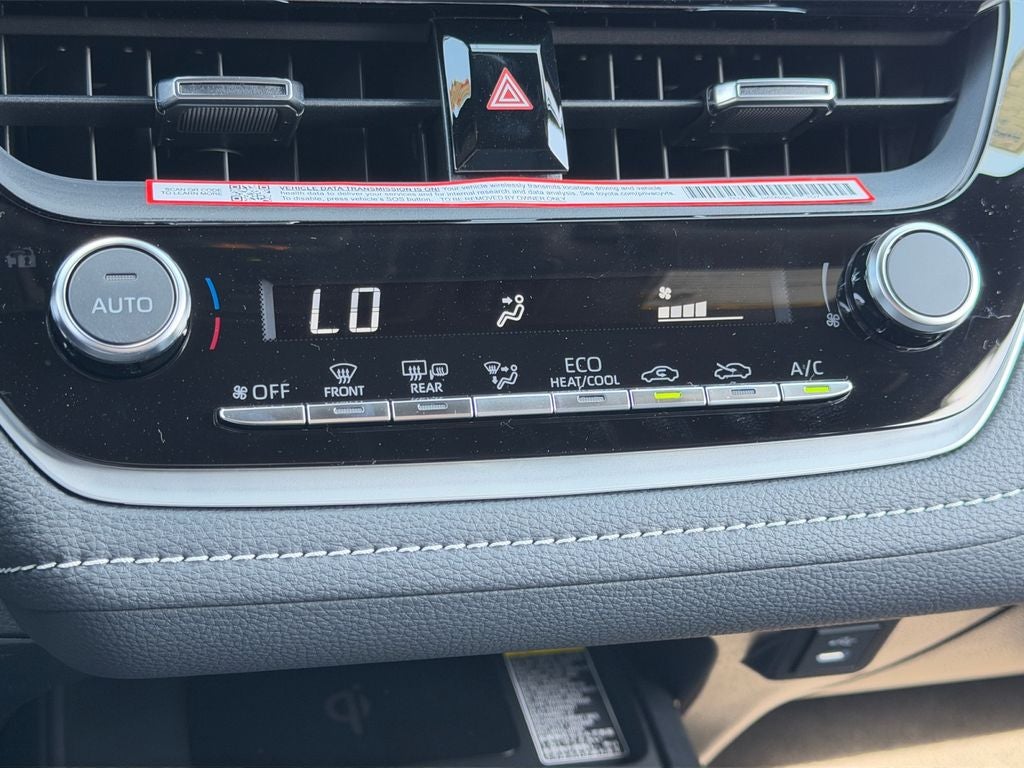 2026 Toyota Corolla Hatchback SE