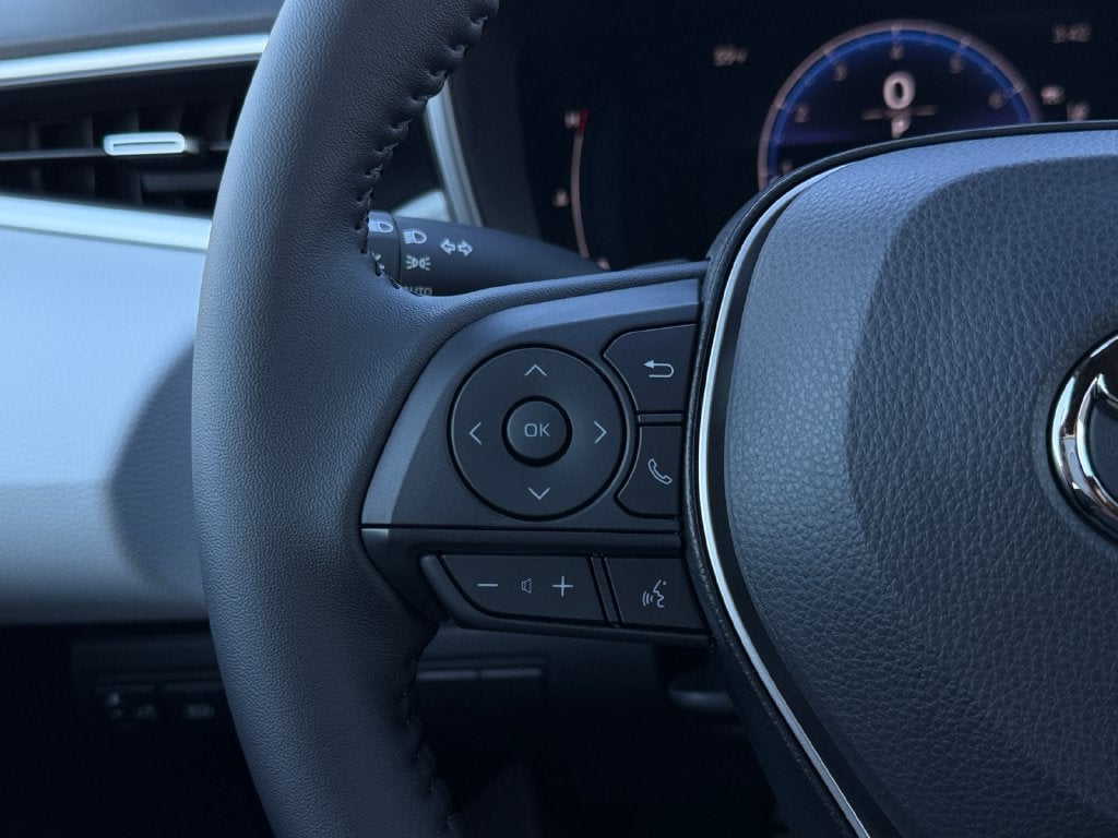 2027 Toyota Corolla Hatchback SE