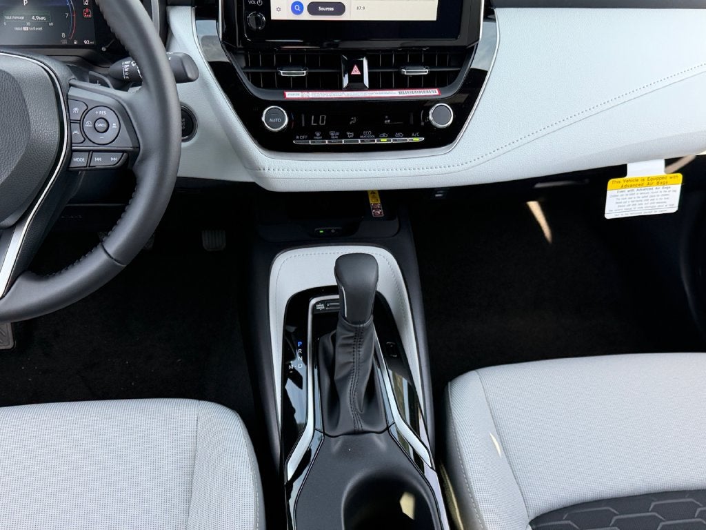 2027 Toyota Corolla Hatchback SE