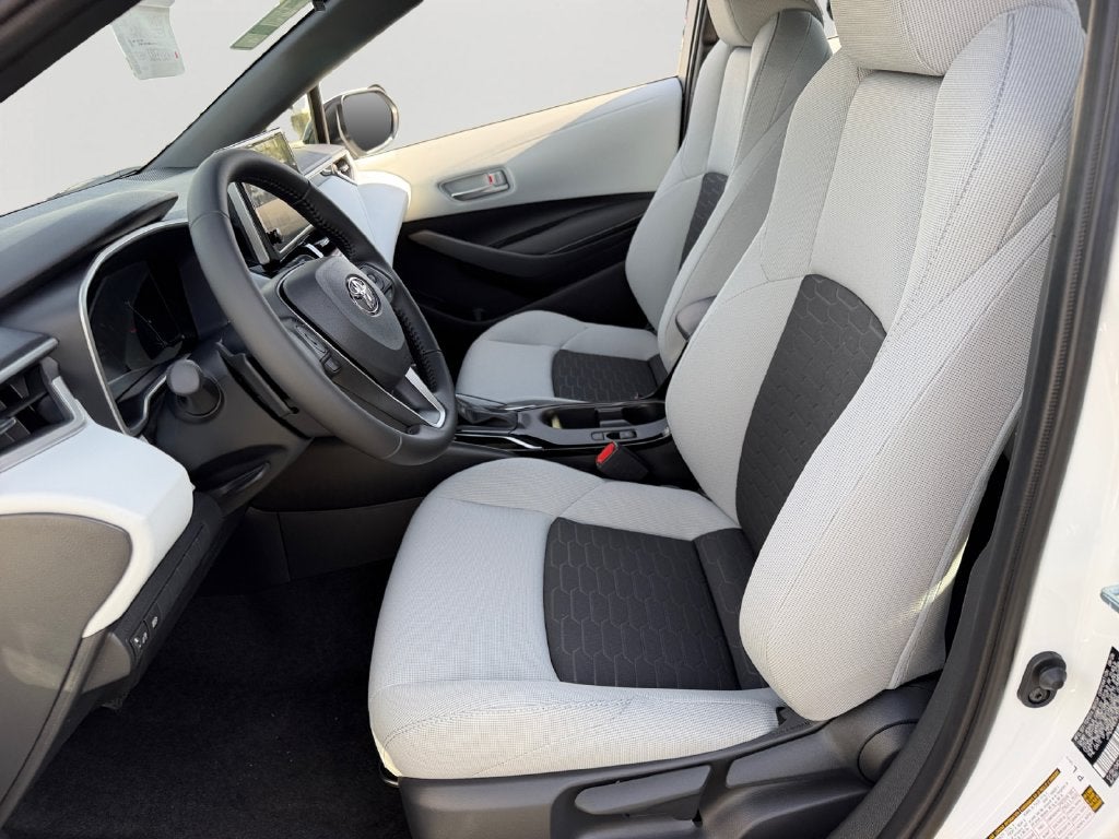 2027 Toyota Corolla Hatchback SE