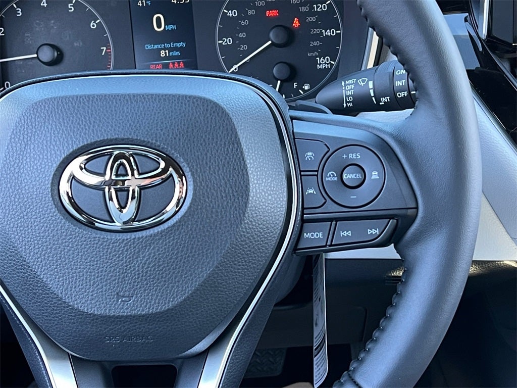 2026 Toyota Corolla Hatchback SE