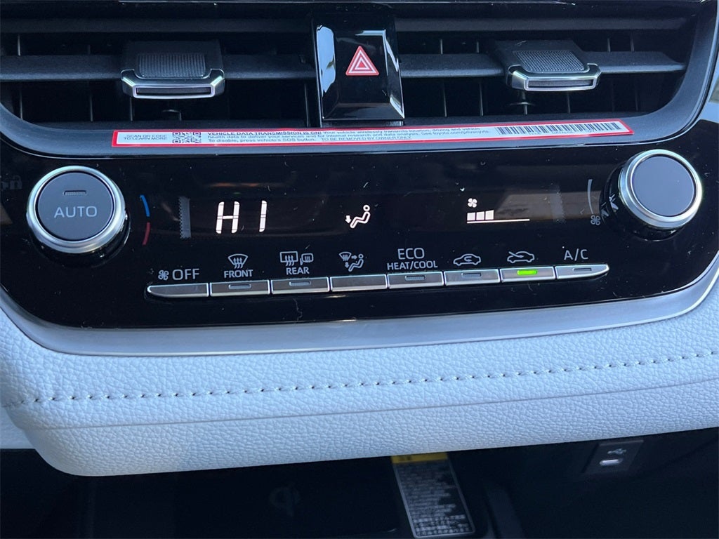 2026 Toyota Corolla Hatchback SE