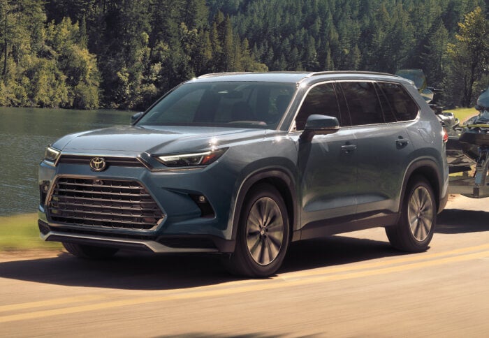 Toyota Grand Highlander Vs. Highlander